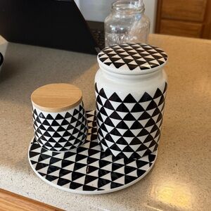 Black and White Geometric Canister Set